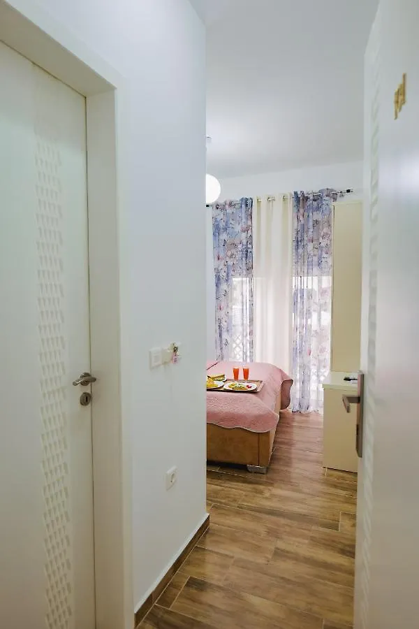 Eden Suites & Apartments Sarande 0*,