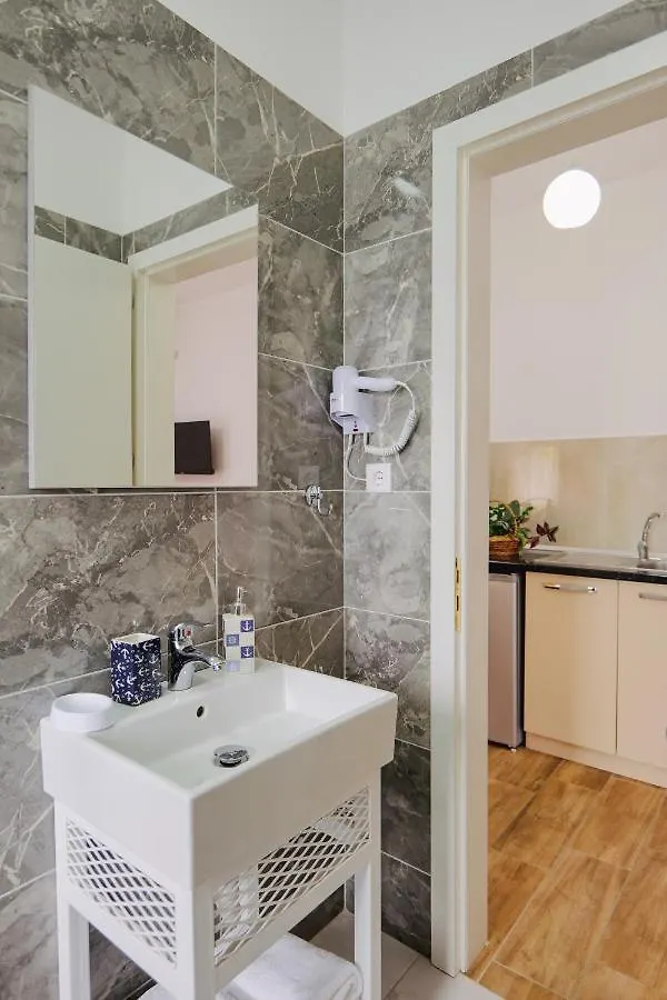 Eden Suites & Apartments Sarande