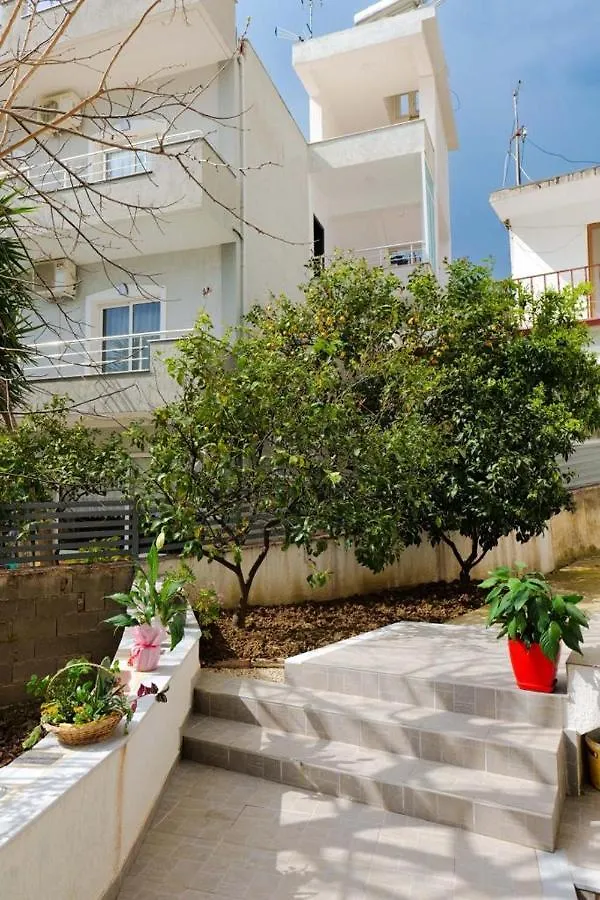 Eden Suites & Apartments Saranda